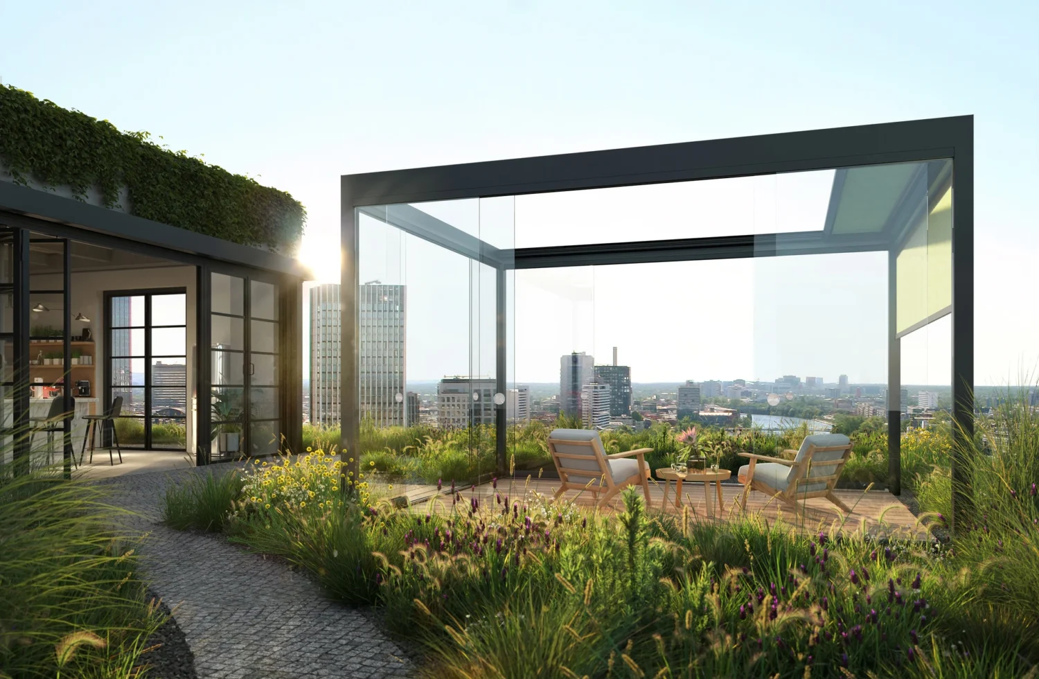 Moderne Dachterrasse mit Stadtblick und grüner Bepflanzung